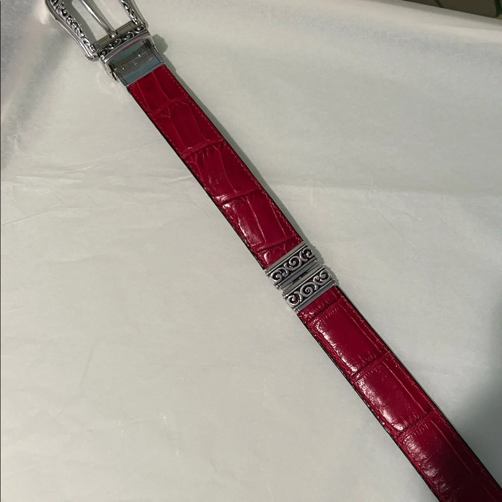 Vintage Brighton Reversible Black and Red Leather Croc-Embossed Belt.#43101